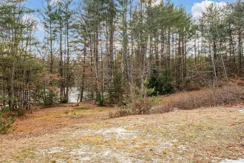 52 Pine Street Alton NH 03809