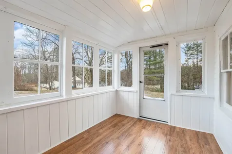 52 Pine Street Alton NH 03809