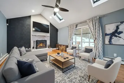 18 Lorri Road Derry NH 03038