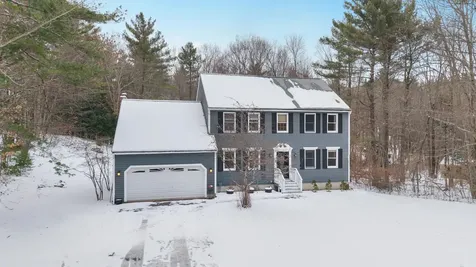 18 Lorri Road Derry NH 03038