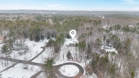 18 Lorri Road Derry NH 03038