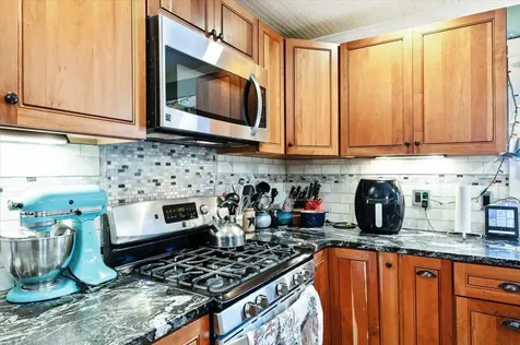 43 North Elm Street St. Albans City VT 05478