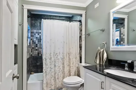 43 North Elm Street St. Albans City VT 05478