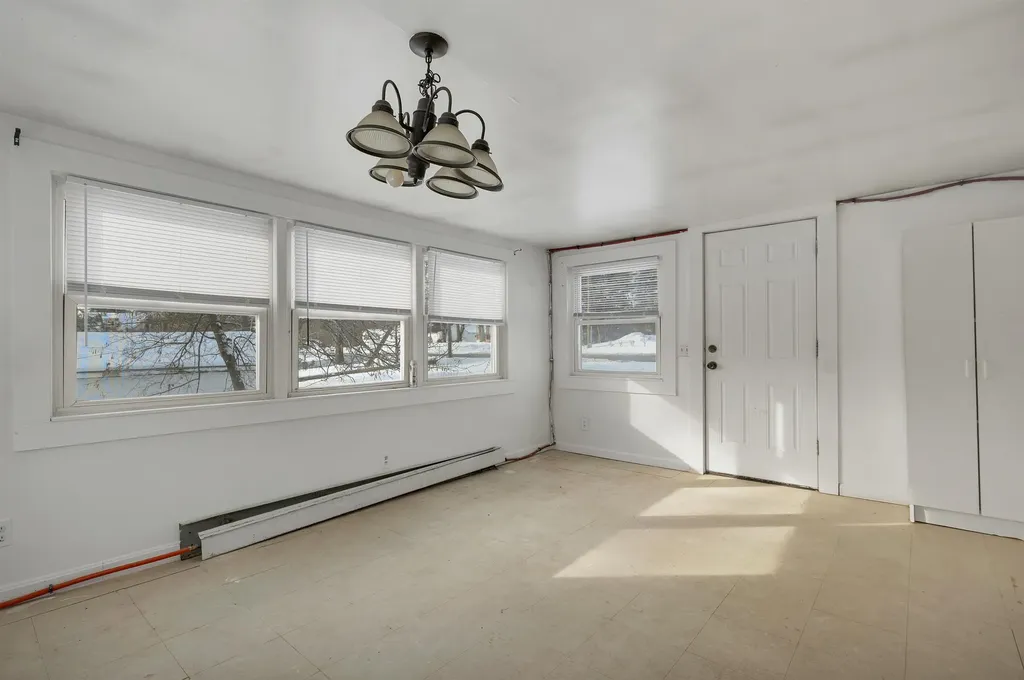 633 Daniel Webster Highway Merrimack NH 03054