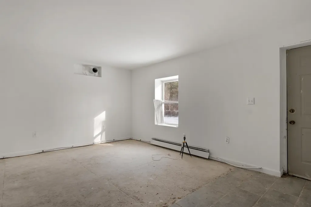 633 Daniel Webster Highway Merrimack NH 03054