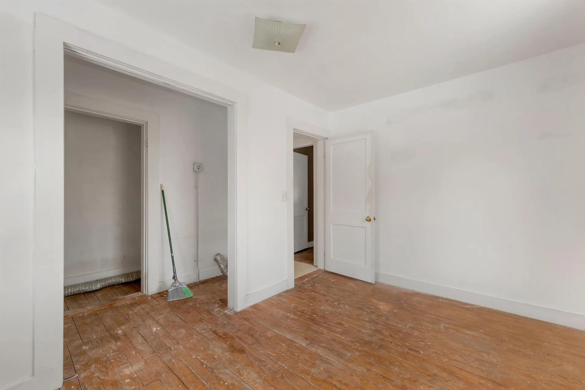 633 Daniel Webster Highway Merrimack NH 03054