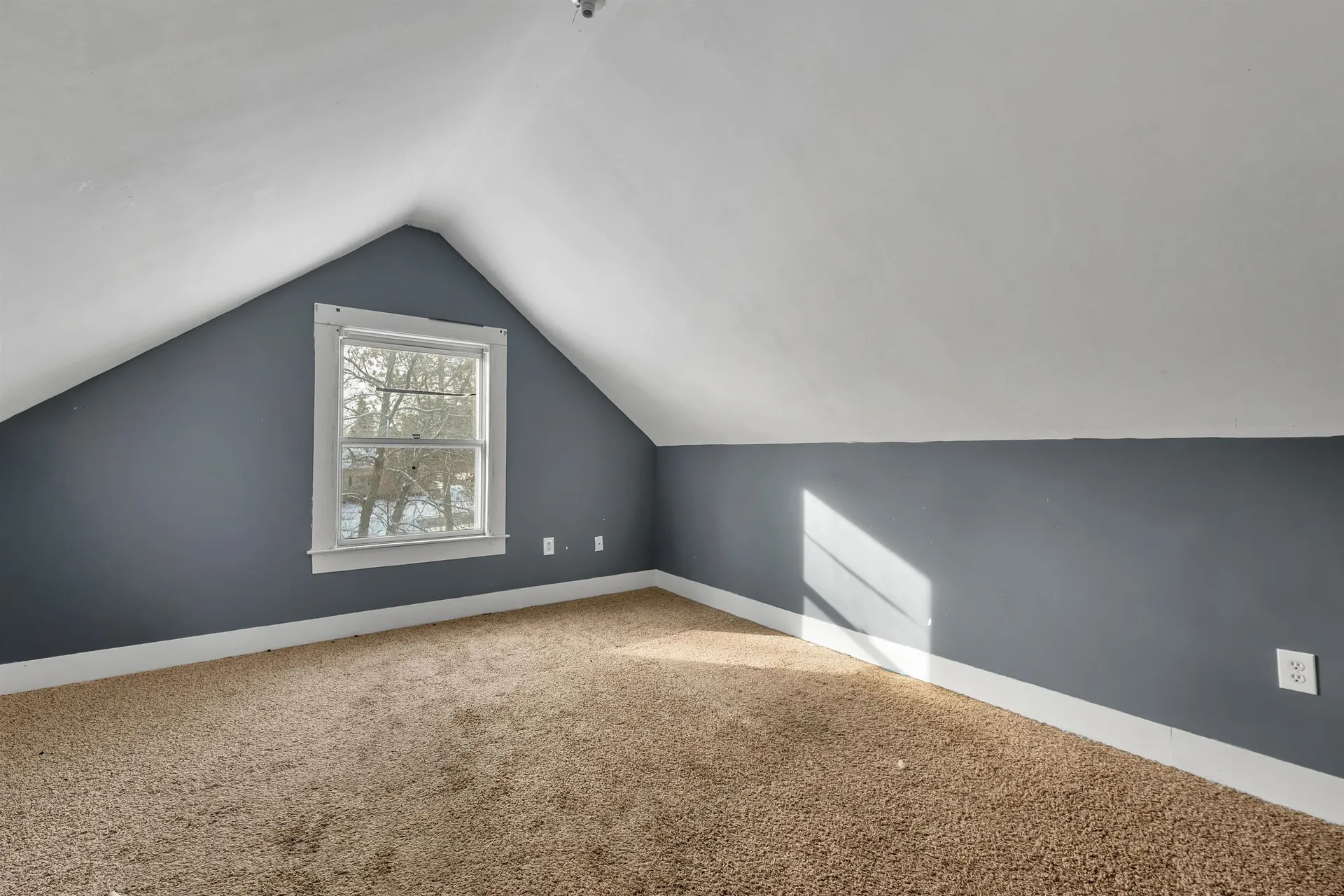 633 Daniel Webster Highway Merrimack NH 03054