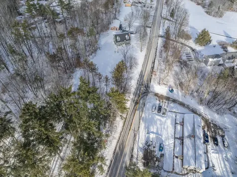 39 Mast Road Lee NH 03861