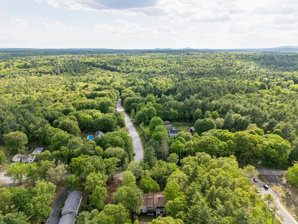 209 Mallego Road Barrington NH 03825