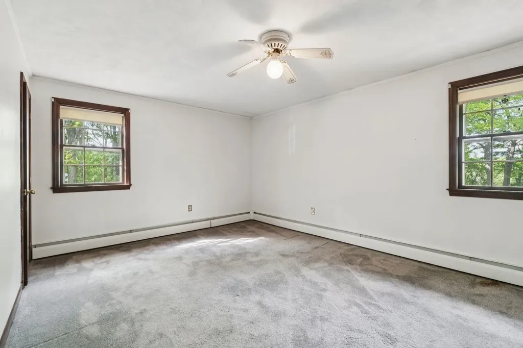 209 Mallego Road Barrington NH 03825