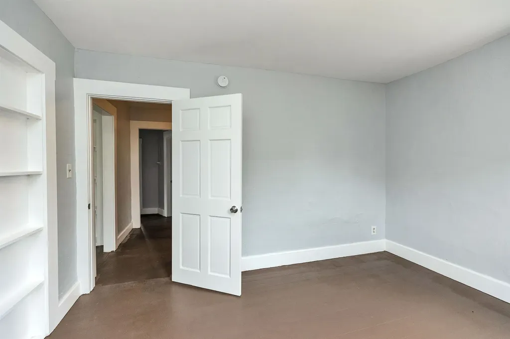 28 Summer Street Claremont NH 03743