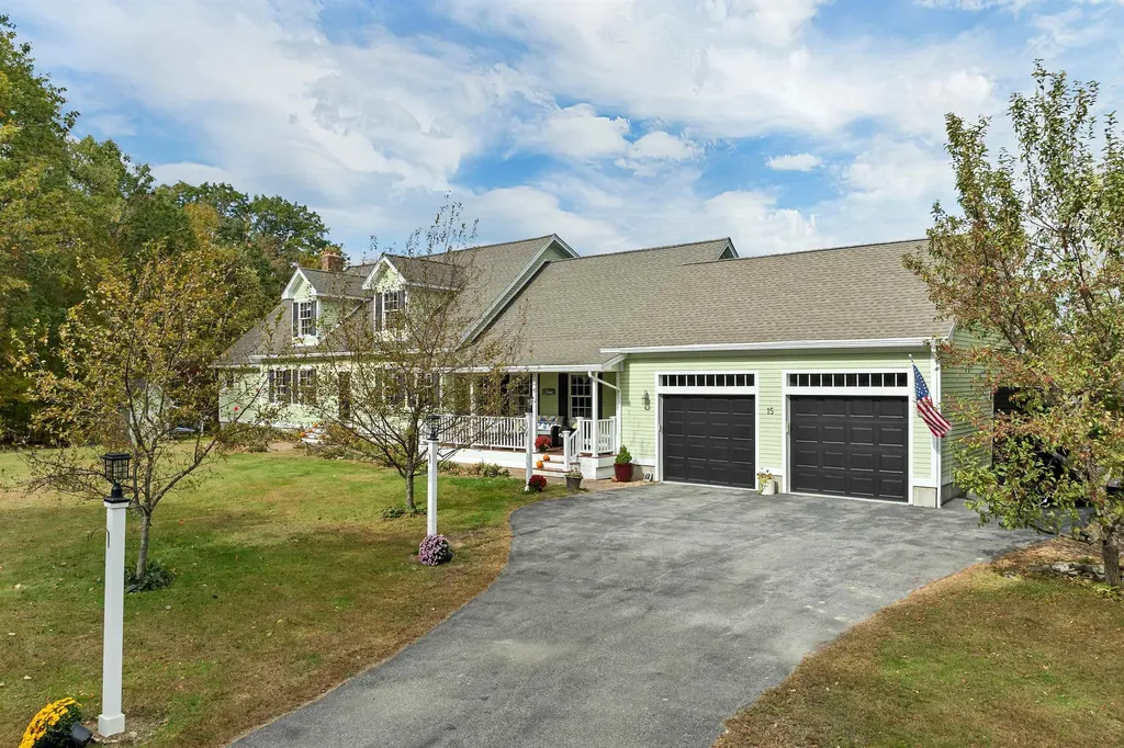 15 County Road Alton NH 03810