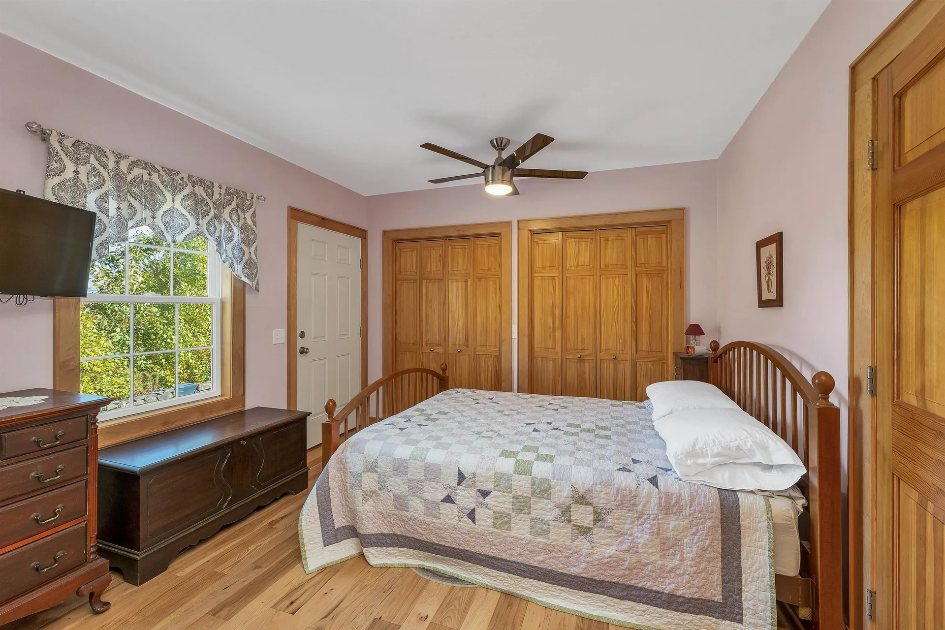 15 County Road Alton NH 03810