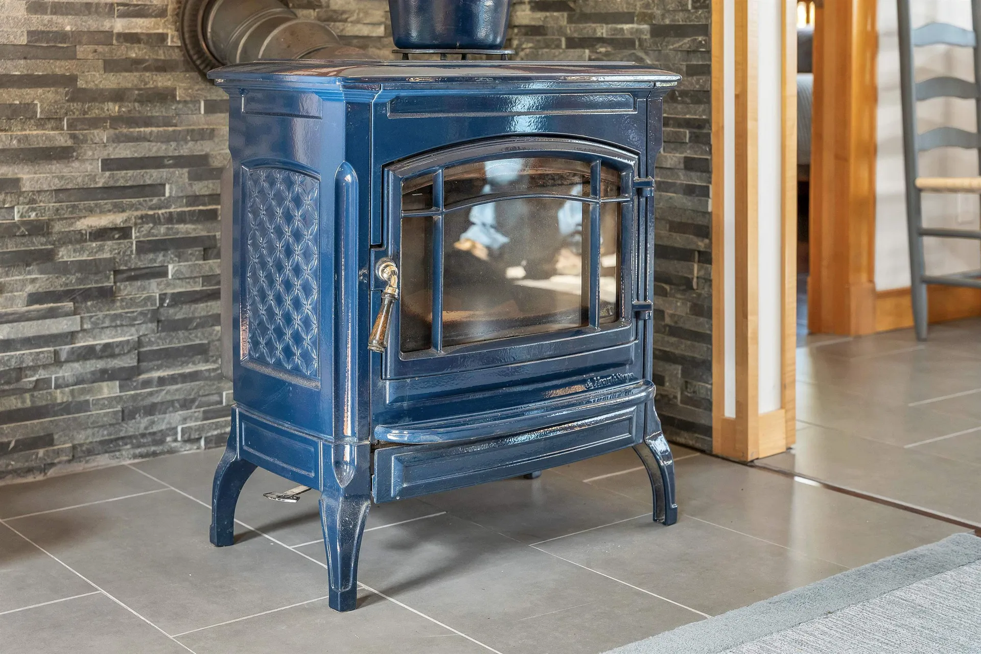 15 County Road Alton NH 03810