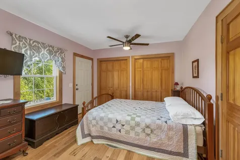 15 County Road Alton NH 03810