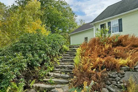 15 County Road Alton NH 03810