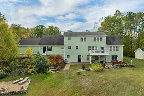 15 County Road Alton NH 03810