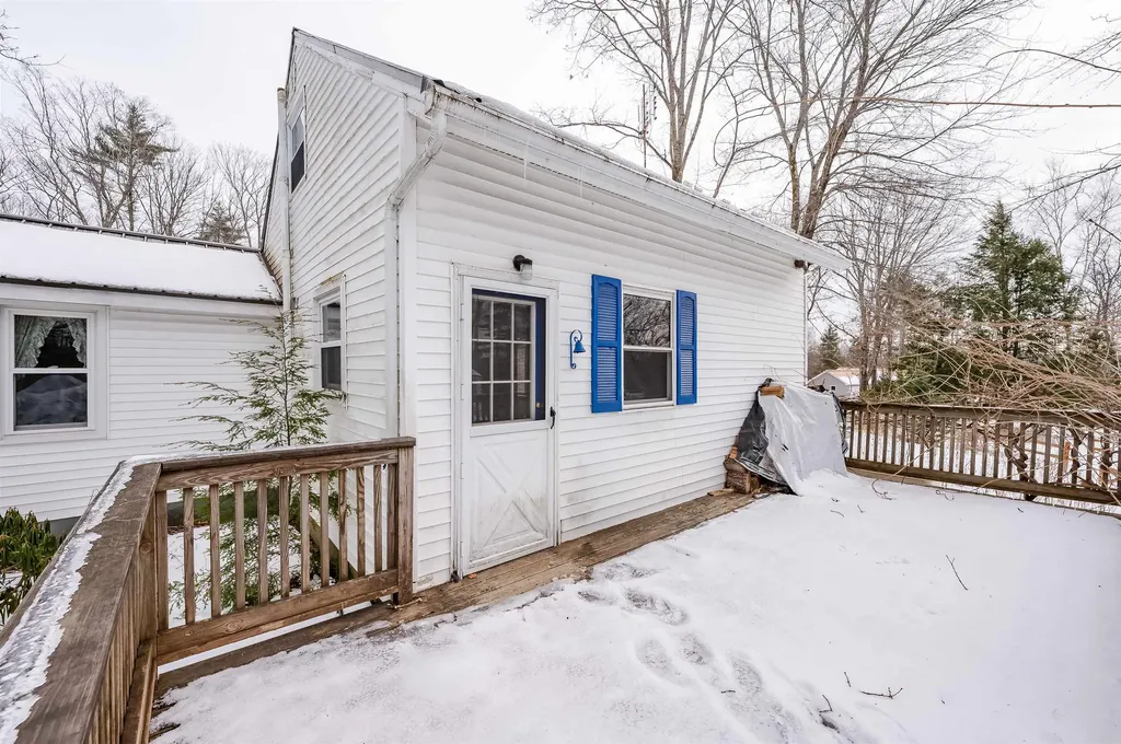 328 County Road Acton ME 04001