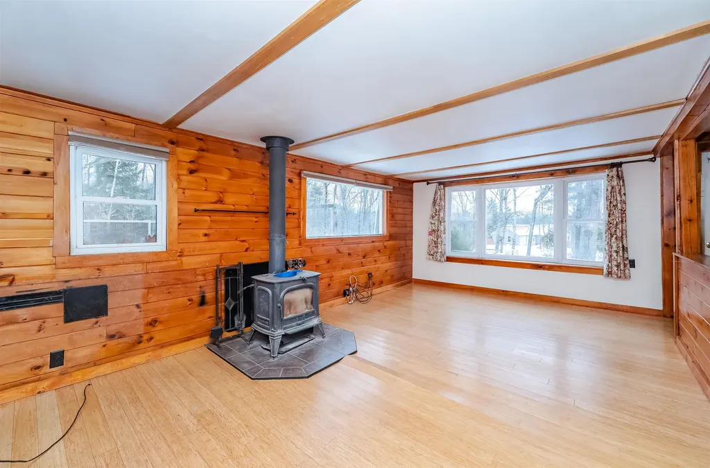 328 County Road Acton ME 04001