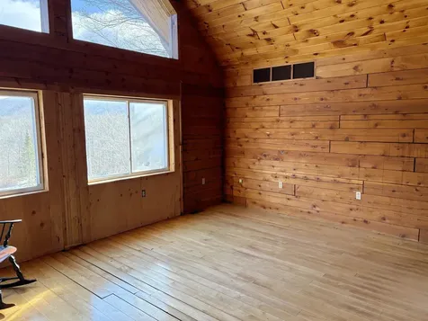 306 Sparrow Drive Stamford VT 05352