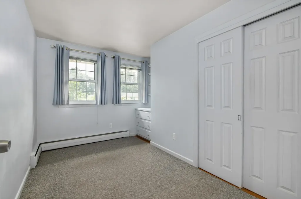 295 Mckinley Road Portsmouth NH 03801