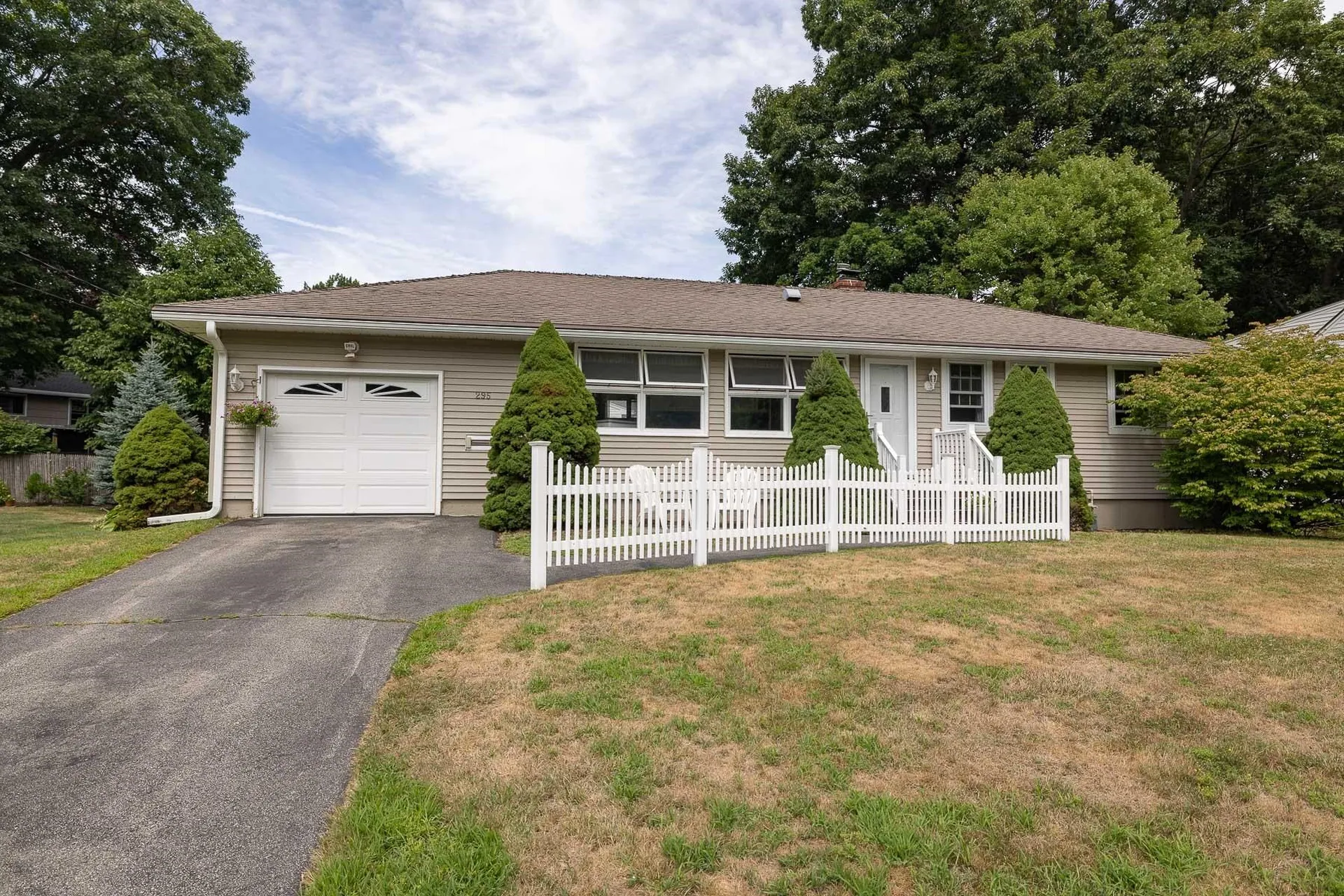 295 Mckinley Road Portsmouth NH 03801