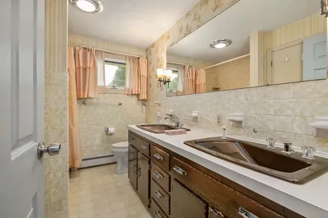 295 Mckinley Road Portsmouth NH 03801