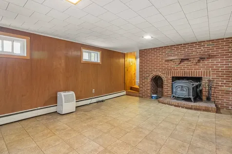 295 Mckinley Road Portsmouth NH 03801