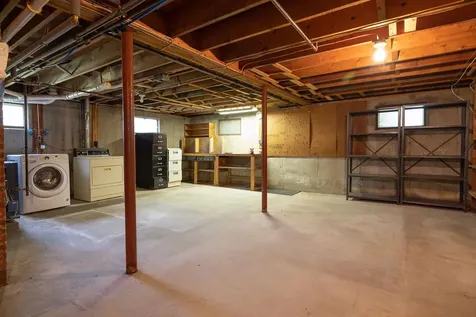 295 Mckinley Road Portsmouth NH 03801