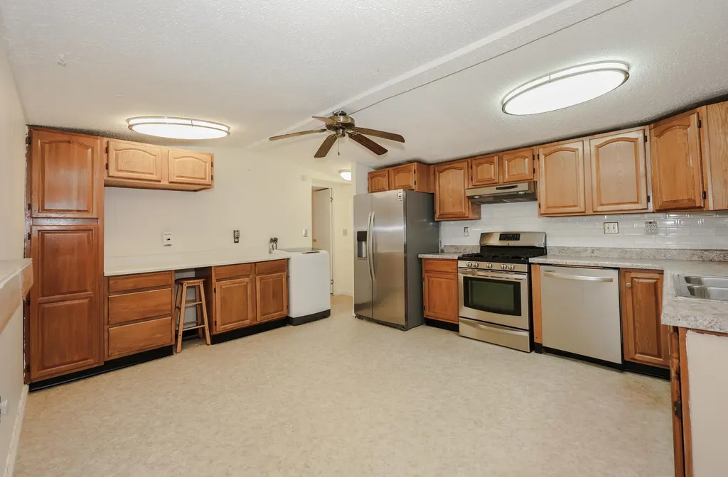 25 Cheryl Drive Concord NH 03303