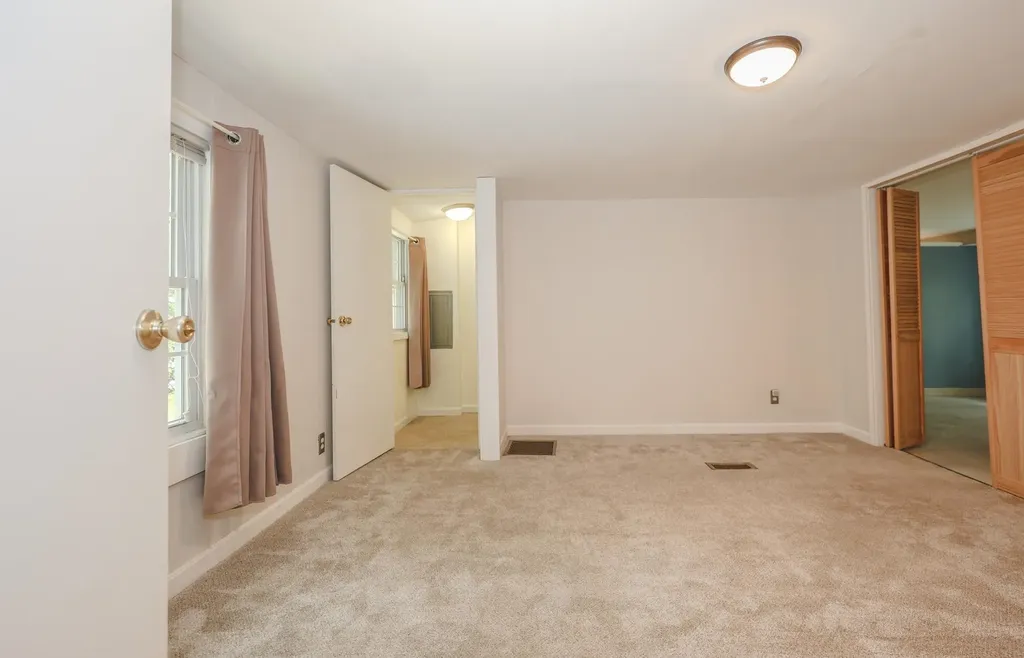 25 Cheryl Drive Concord NH 03303