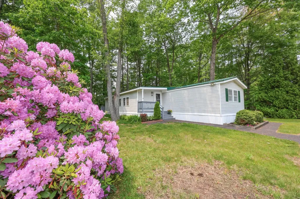 25 Cheryl Drive Concord NH 03303
