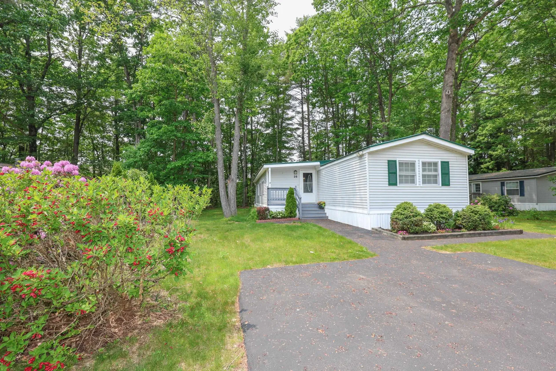 25 Cheryl Drive Concord NH 03303