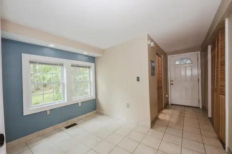 25 Cheryl Drive Concord NH 03303