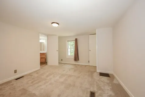 25 Cheryl Drive Concord NH 03303