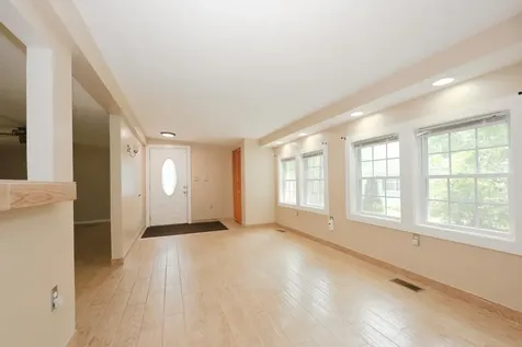 25 Cheryl Drive Concord NH 03303