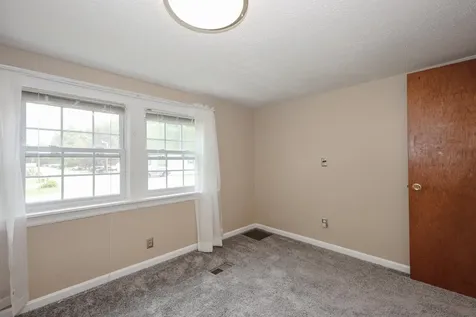 25 Cheryl Drive Concord NH 03303