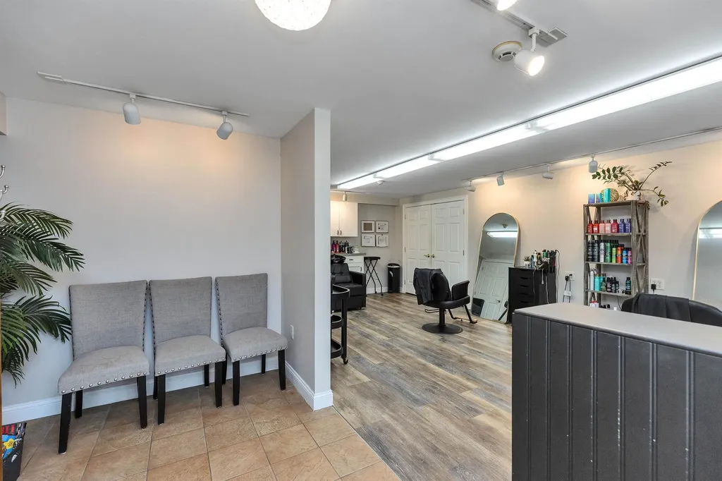 949 Turnpike Road New Ipswich NH 03071