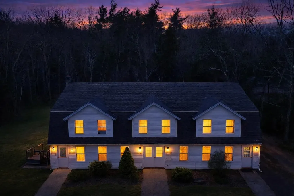 949 Turnpike Road New Ipswich NH 03071