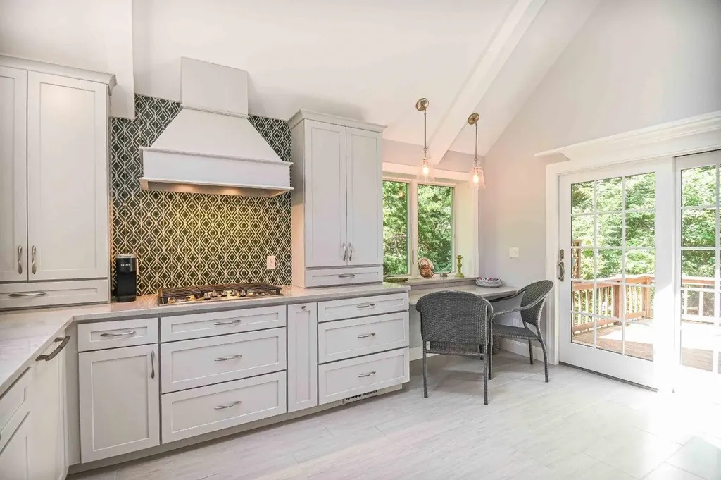 8 Ash Lane York ME 03909