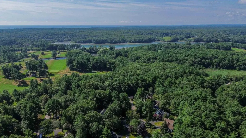 8 Ash Lane York ME 03909