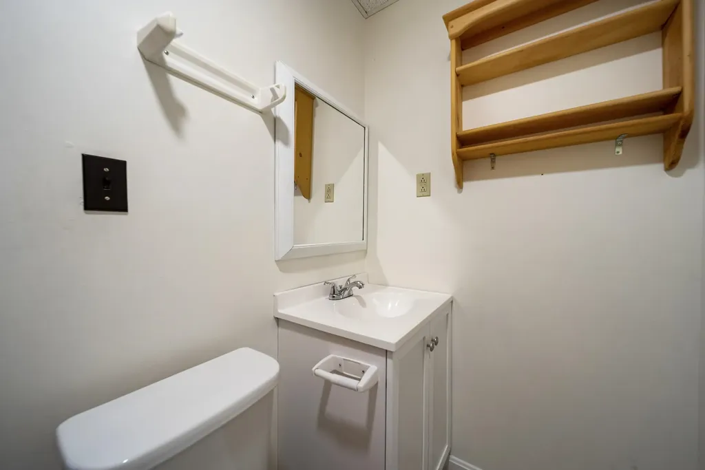 60 Whittier Highway Moultonborough NH 03254