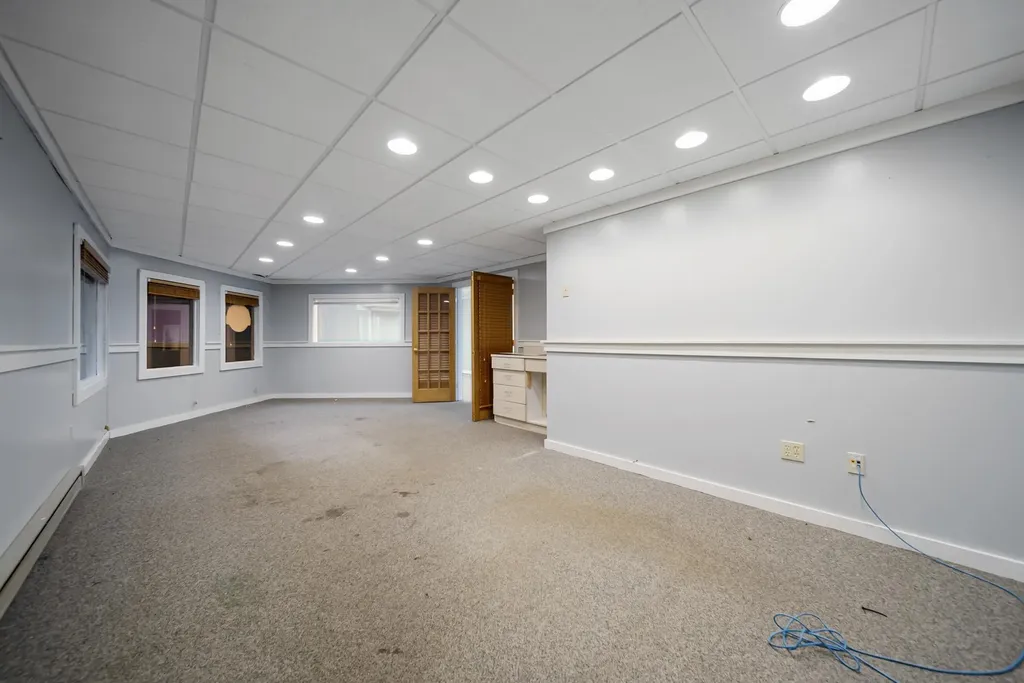 60 Whittier Highway Moultonborough NH 03254