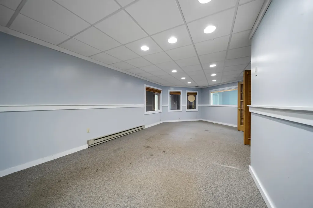 60 Whittier Highway Moultonborough NH 03254