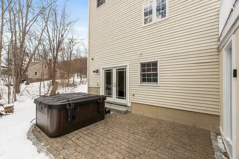 254 South Road Kensington NH 03833