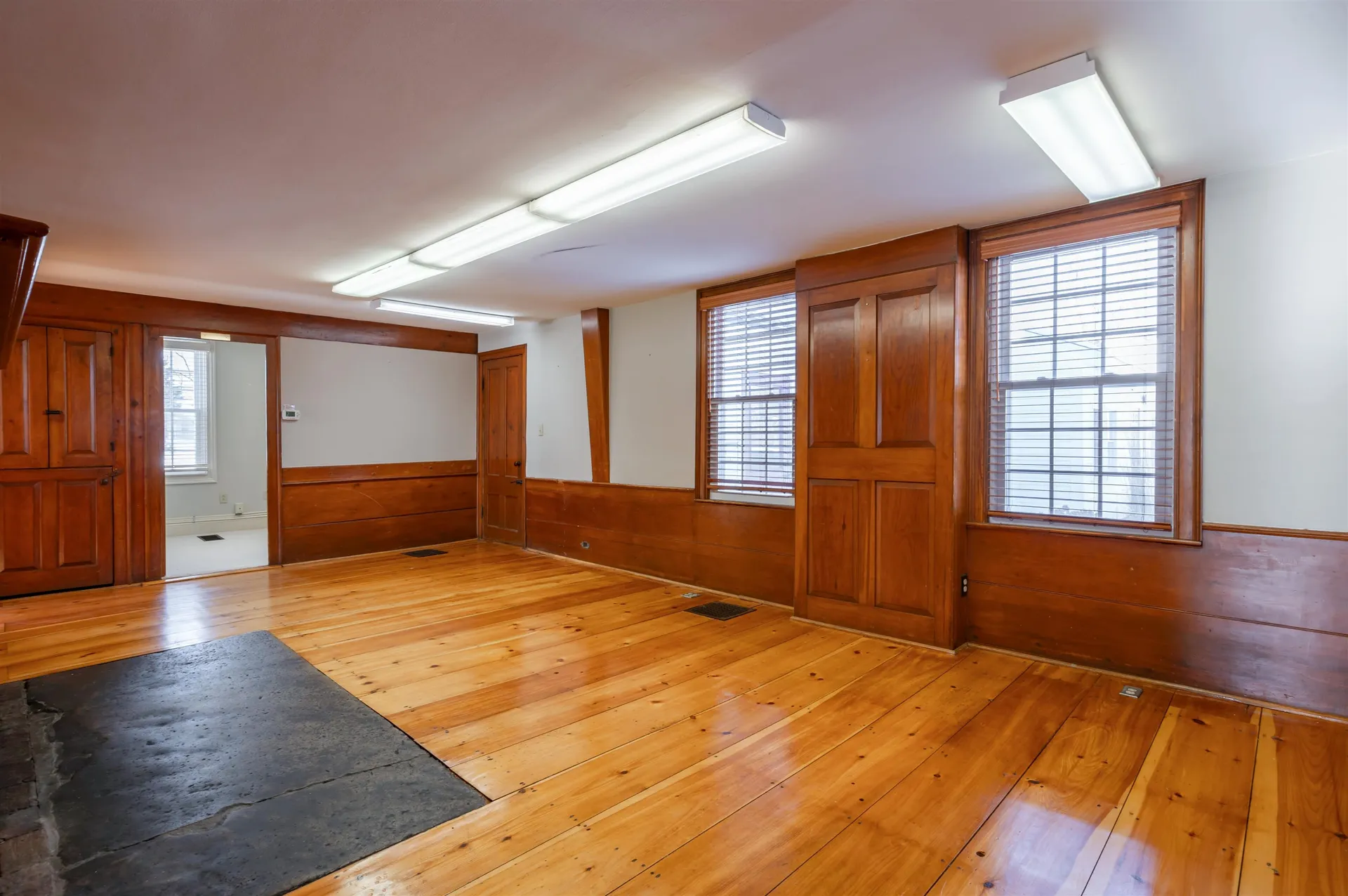 2 Ash Street Hollis NH 03049