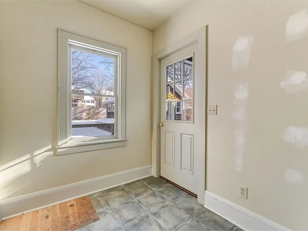 84 Charlotte Street Burlington VT 05401