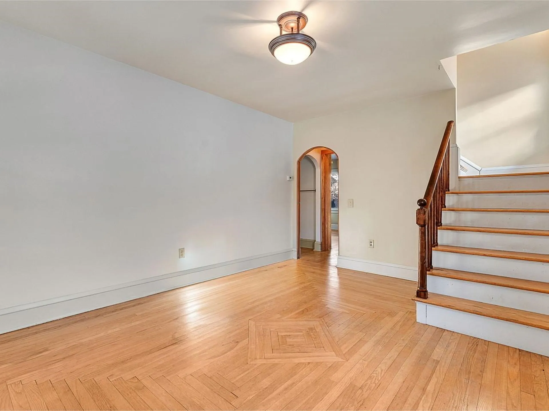 84 Charlotte Street Burlington VT 05401