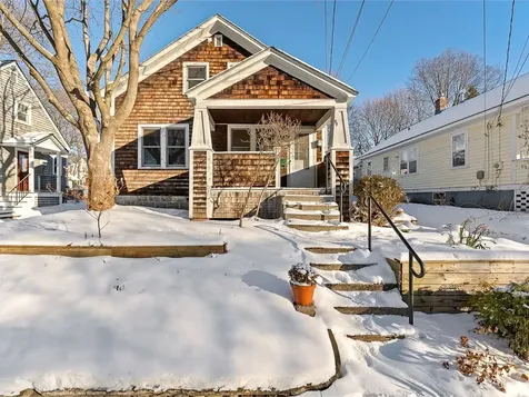 84 Charlotte Street Burlington VT 05401