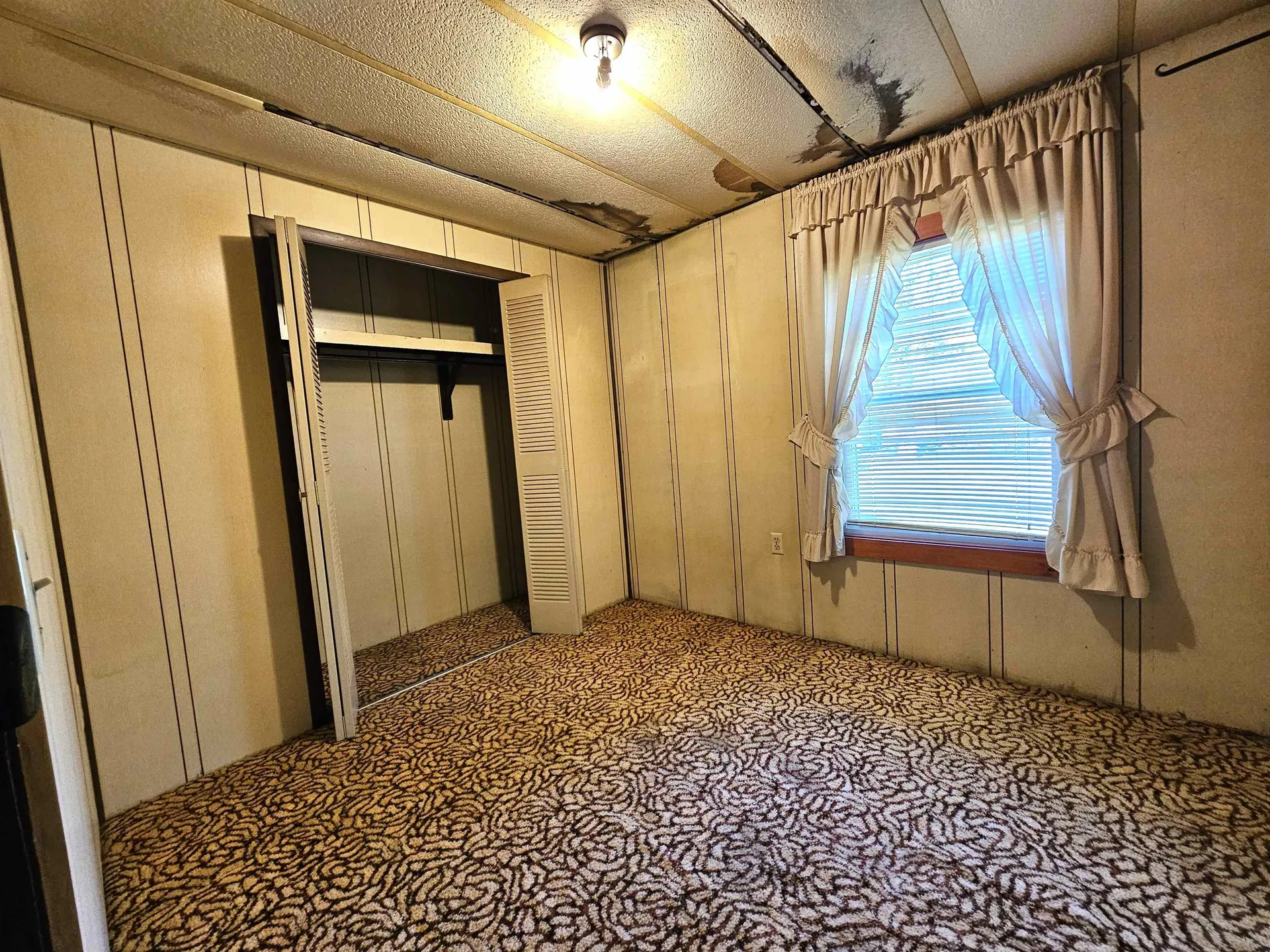 818 Davidson Hill Road Chester VT 05143